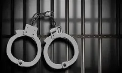 Arrest -- Grounds of Arrest --Non-Furnishing of Grounds in Writing -- Arrest becomes illegal and accused must be released